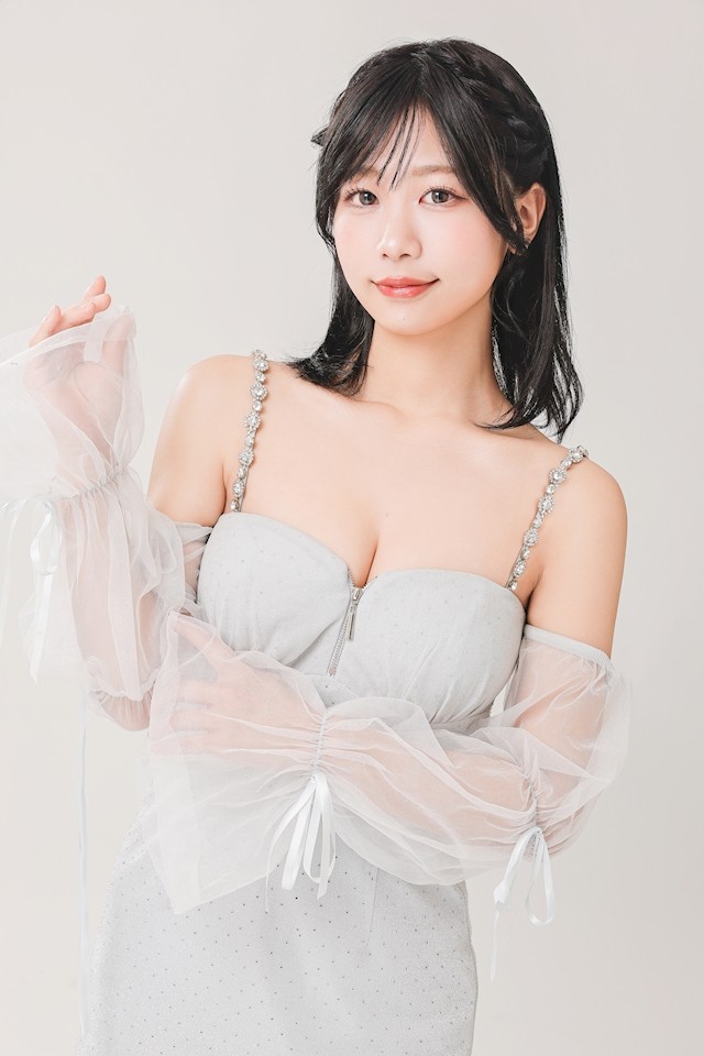 霧島 桃愛プロフィール写真2